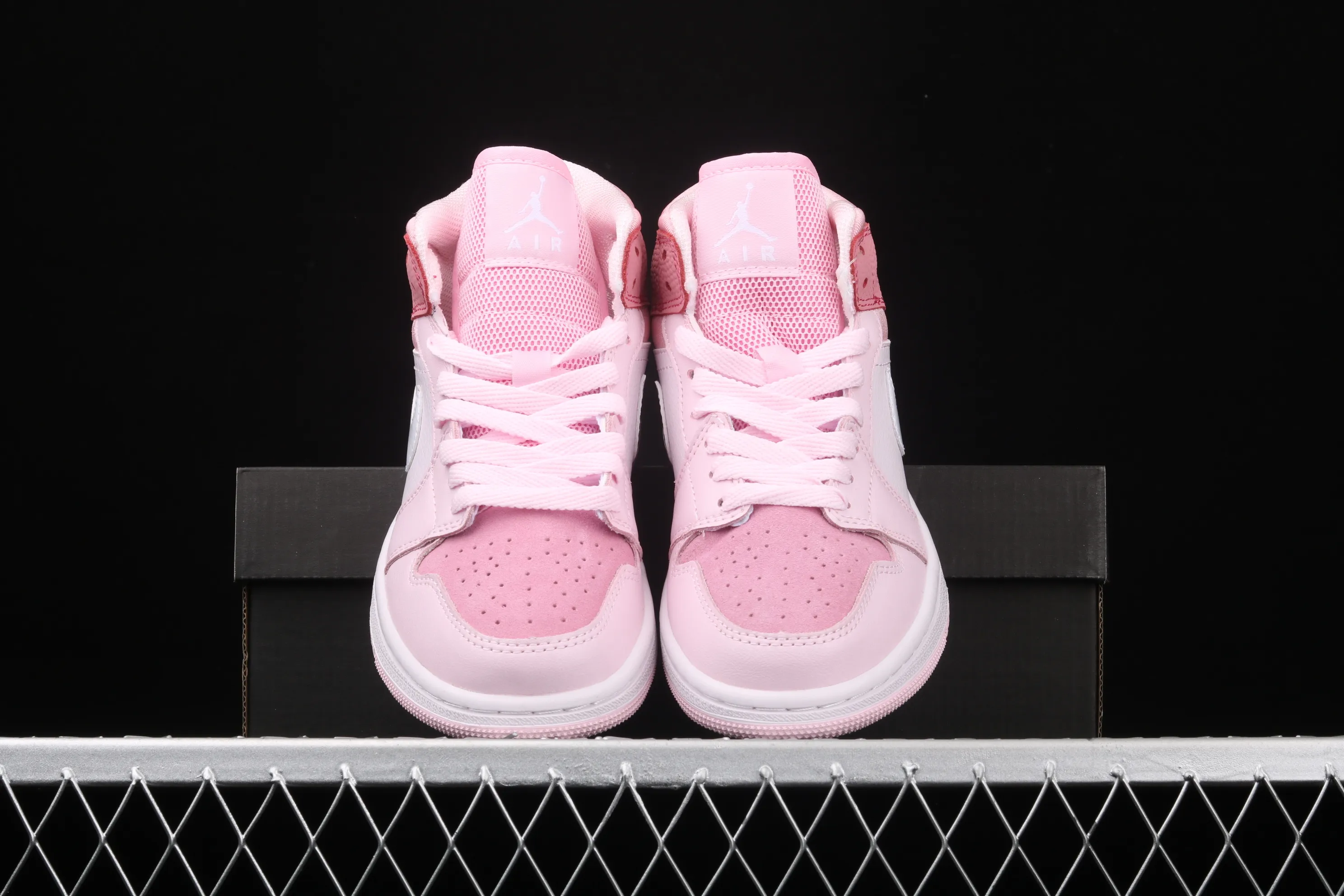 All categories Air Jordan Jordan series basketball shoes Air Jordan 1 Mid Air Jordan 1 Mid AJ1 Joe 1 mid-top series Pink White Pink Foam CW5379-600